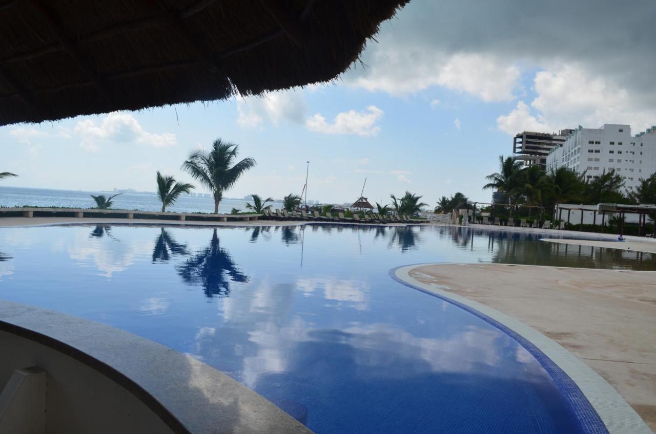 Tu Hogar Frente Al Mar Caribe, Vive Cancun Bagian luar foto